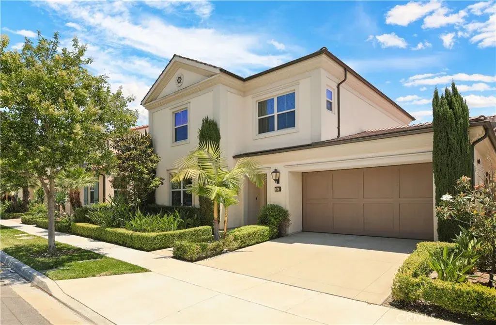 54 Lyndhurst, Irvine