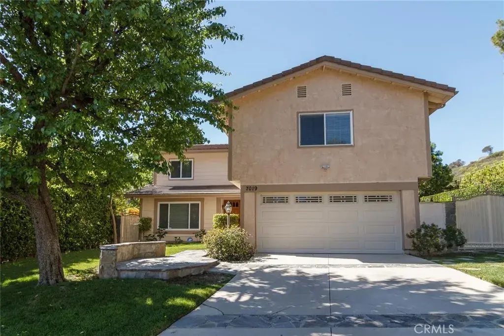 7019 Woodstone Place, West Hills