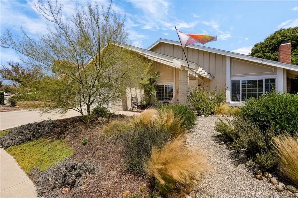 295 Odebolt Drive, Thousand Oaks