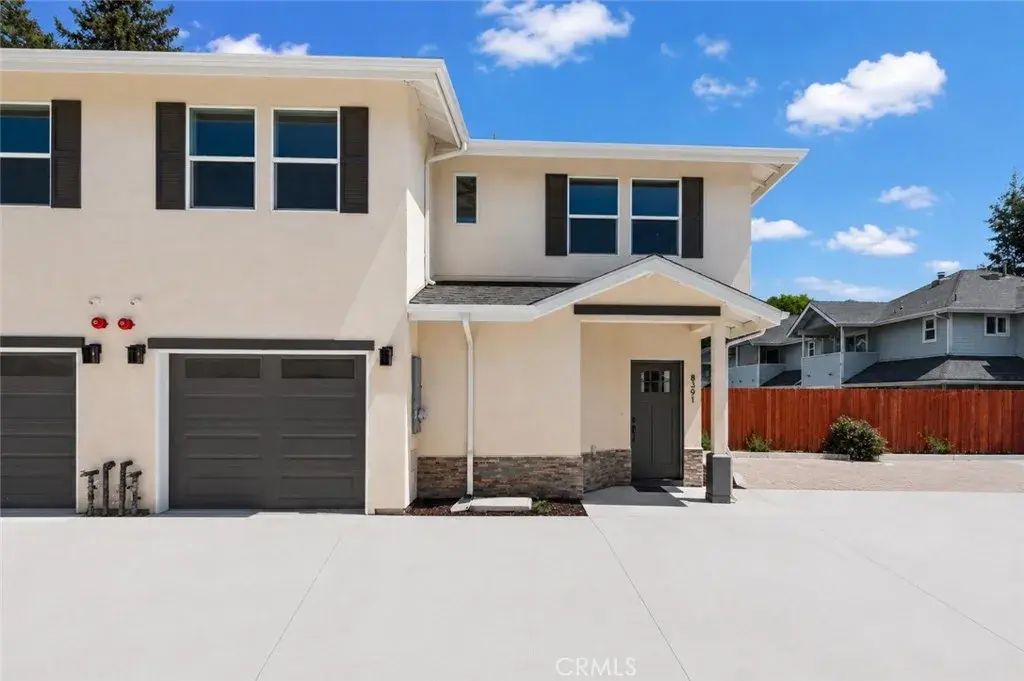 8391 Amapoa, Atascadero