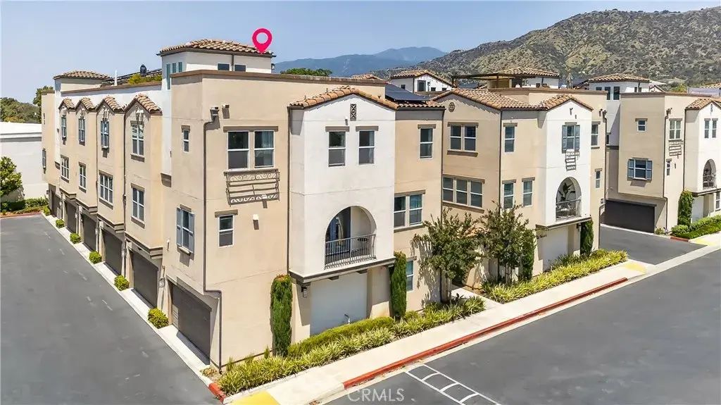 623 W Foothill 39, Glendora