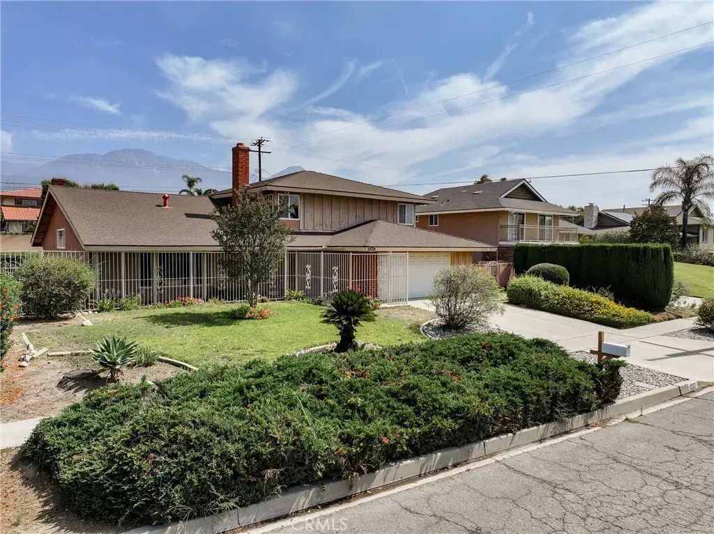 1007 W Notre Dame Street, Upland