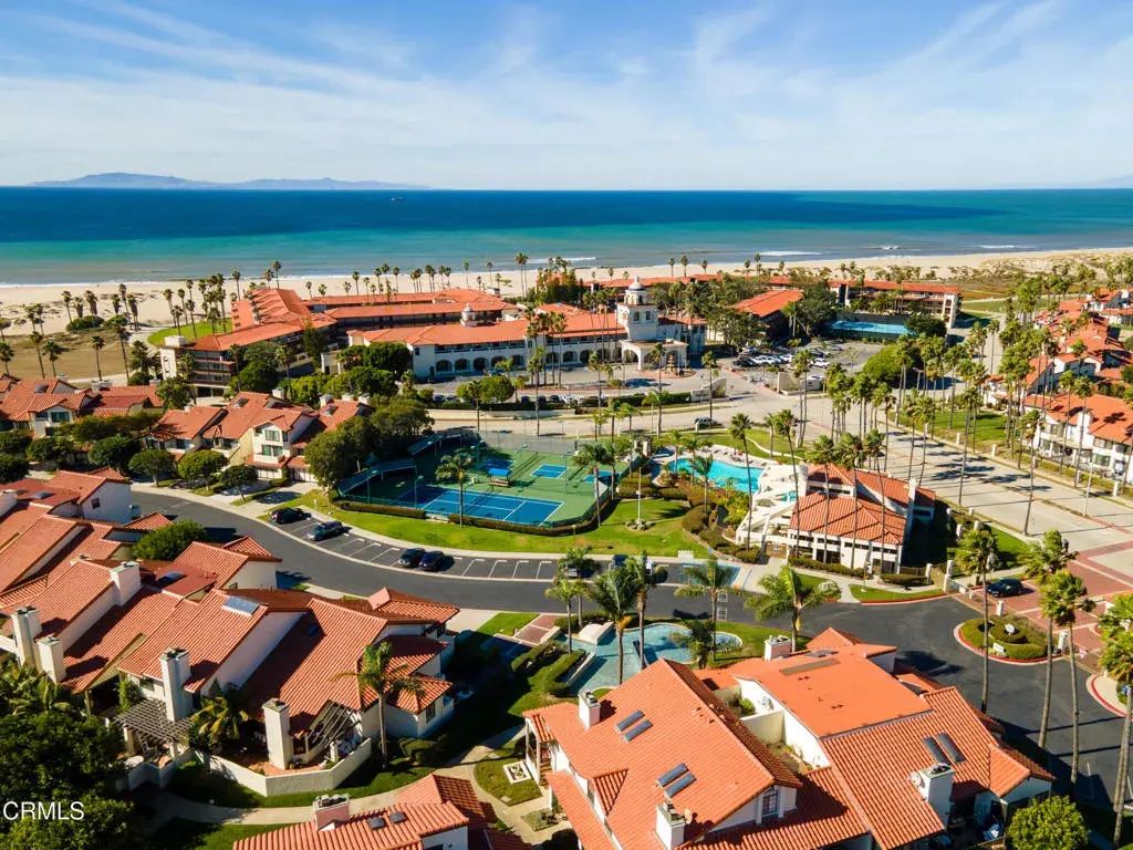 2167 Martinique Lane, Oxnard