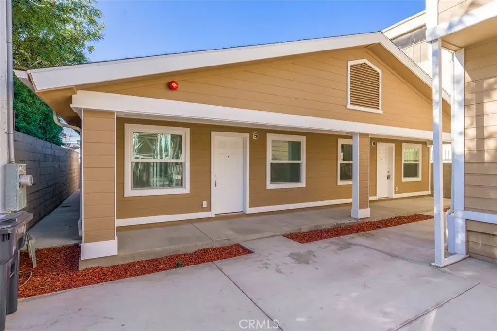 710 N Minter 6, Santa Ana