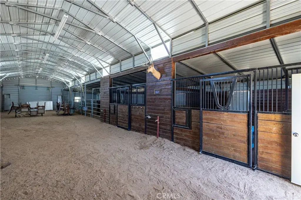 16728 Shirwaun, Apple Valley