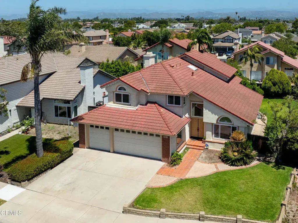 2011 Lennox Court, Oxnard