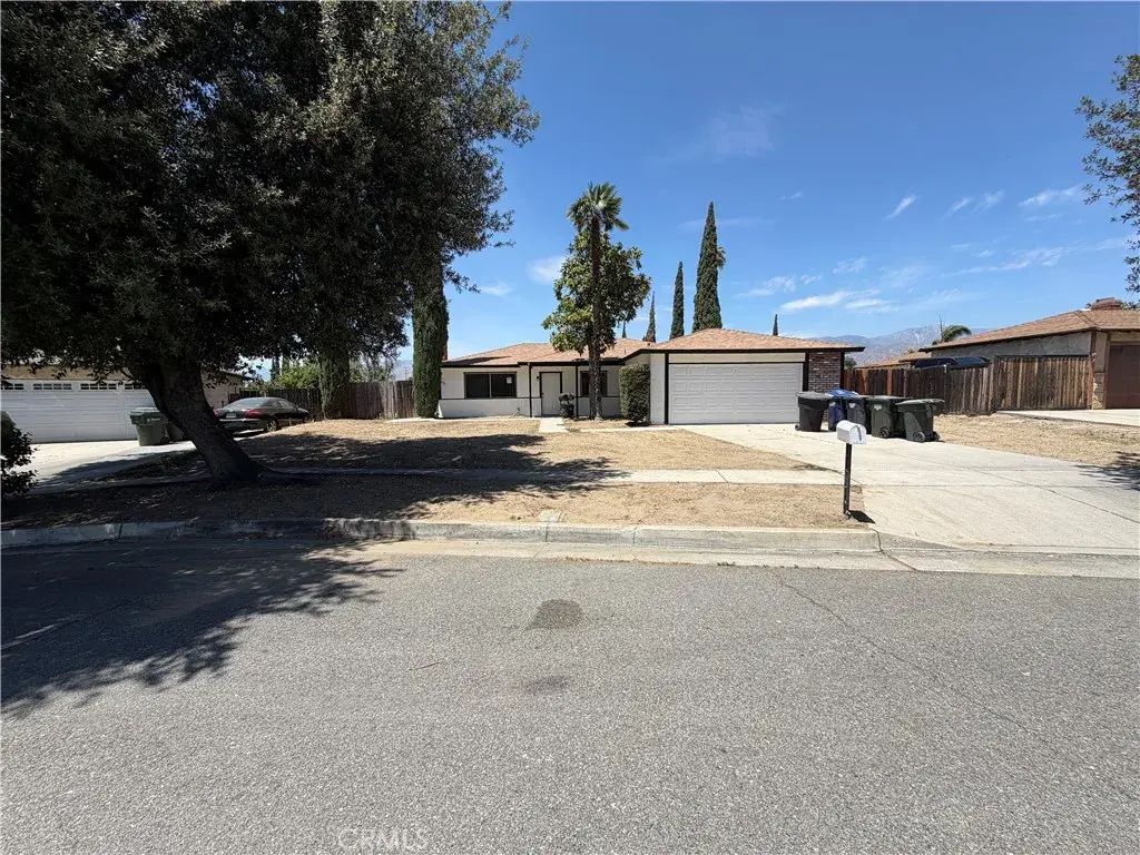 813 Doyle Avenue, Redlands