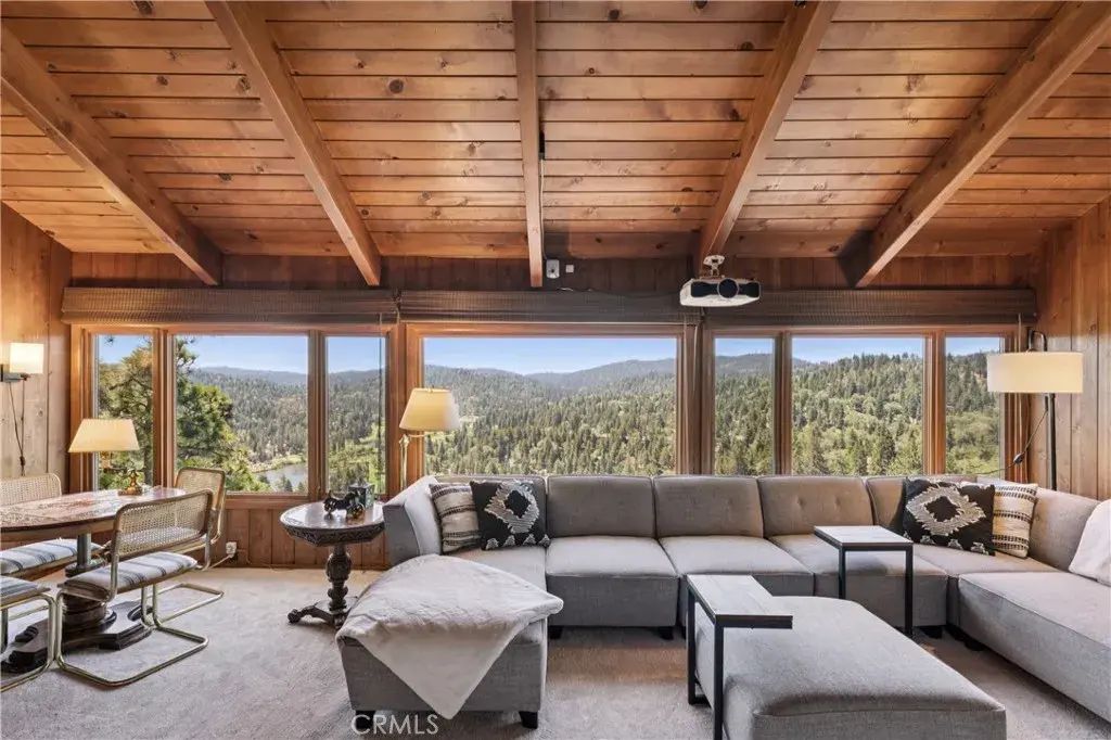 26565 Kings Court, Lake Arrowhead