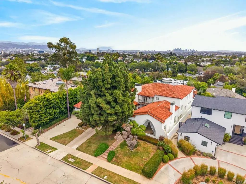 2798 Mcconnell Drive, Cheviot Hills