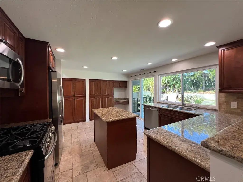 25281 Parthenon Avenue, Mission Viejo
