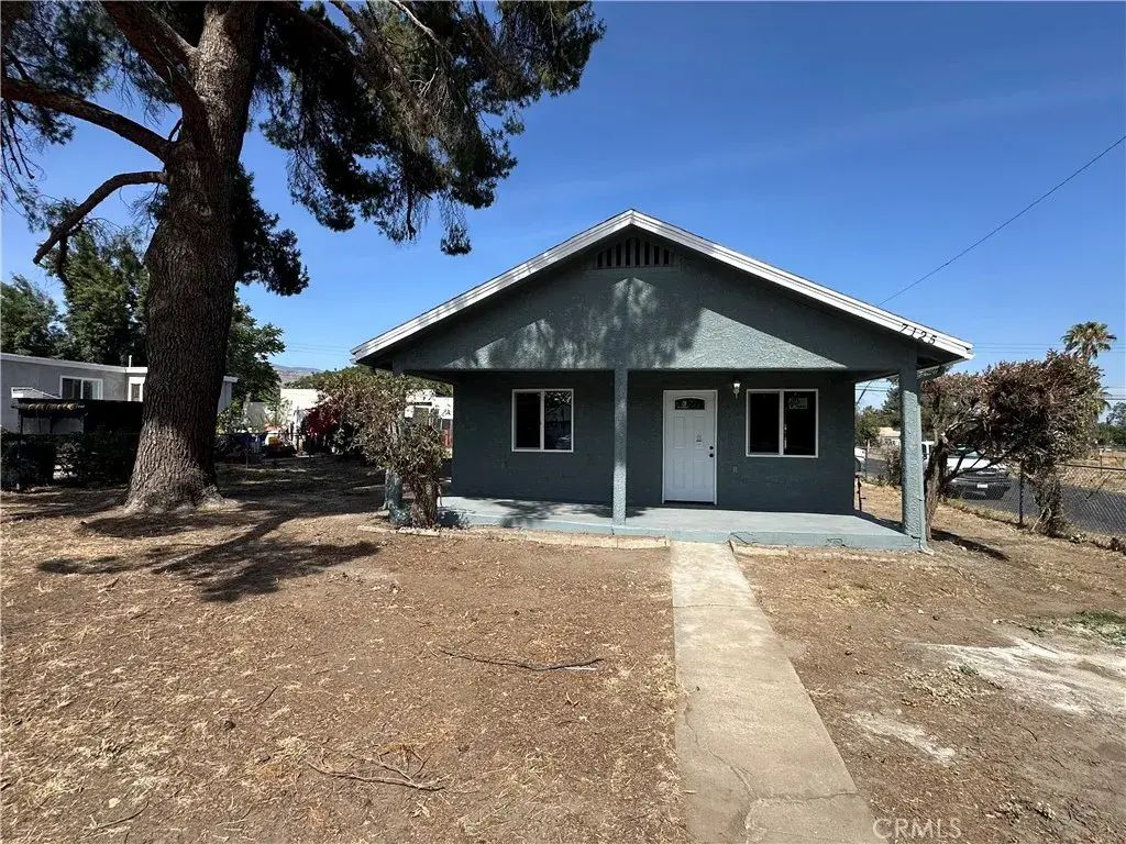 7125 Glasgow Avenue, San Bernardino