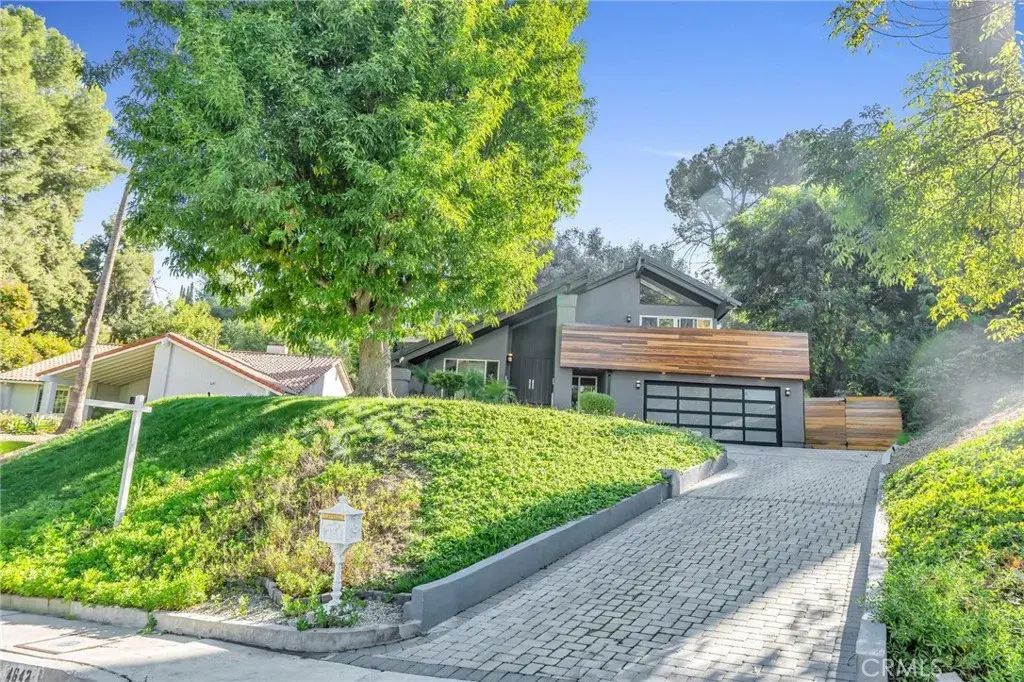 4642 Poe Avenue, Woodland Hills
