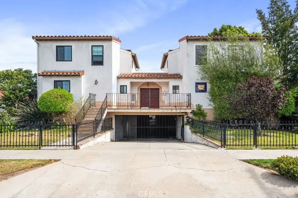 3910 W 182nd Street 6, Torrance