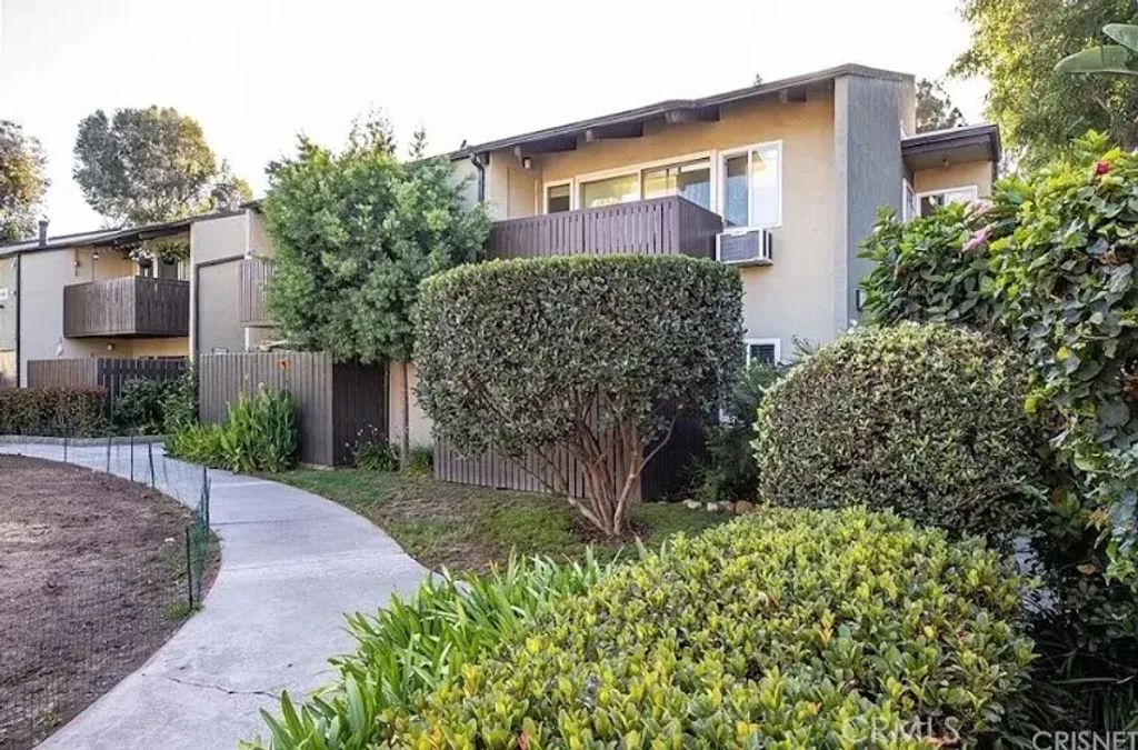 4806 Hollow Corner 234, Culver City
