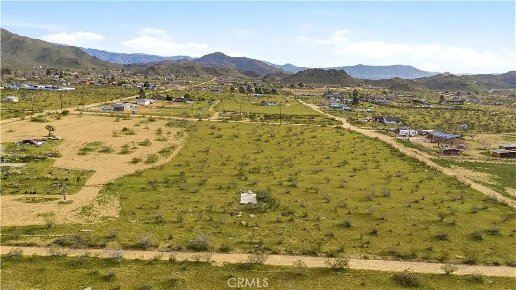 Nightshade Rd 0436-192-85, Apple Valley