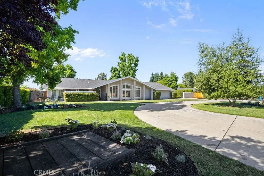 2698 E South Bear Creek, Merced