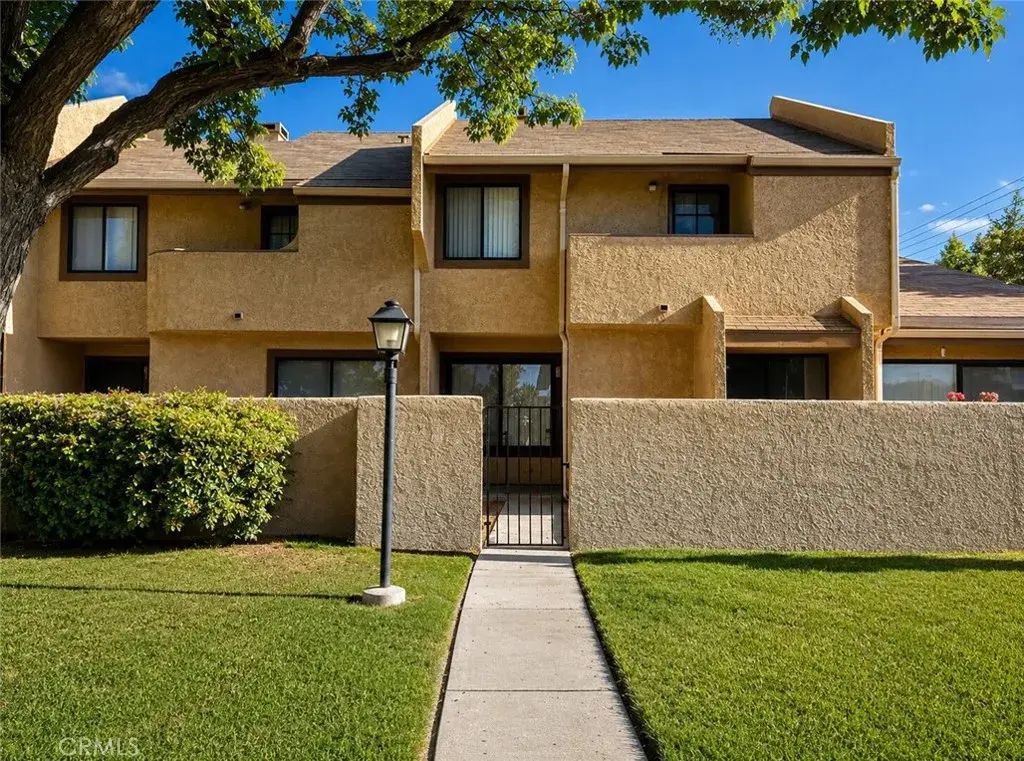 1849 E Avenue J4, Lancaster