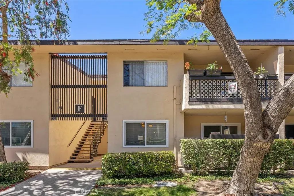 12200 Montecito Rd F105, Seal Beach