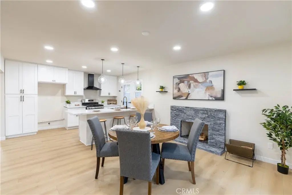 8584 Camelia, Riverside