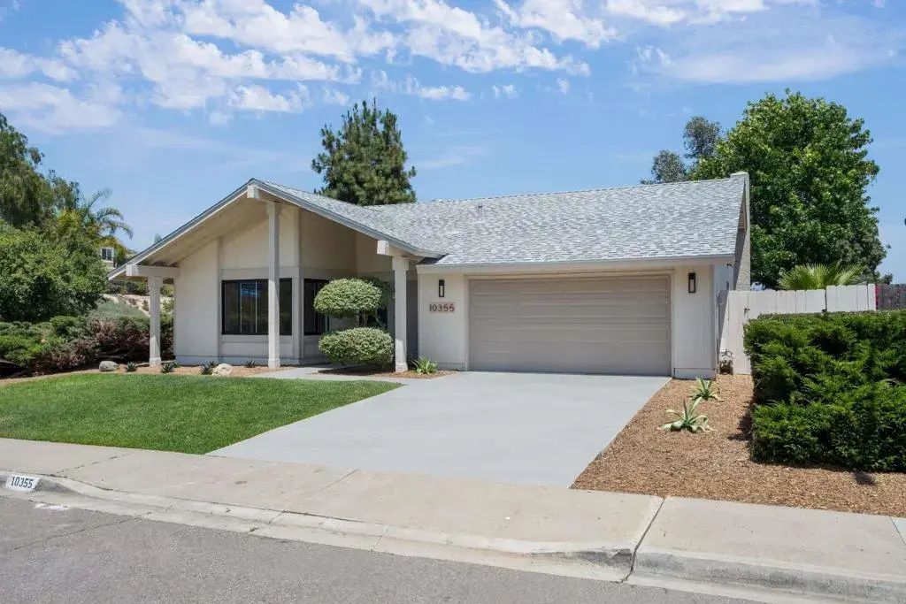 10355 Lairwood Drive, Santee