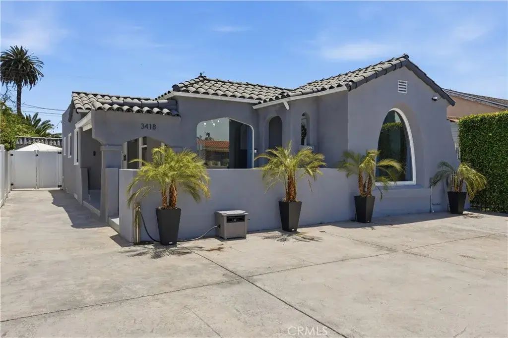 3418 W 75th Street, Los Angeles