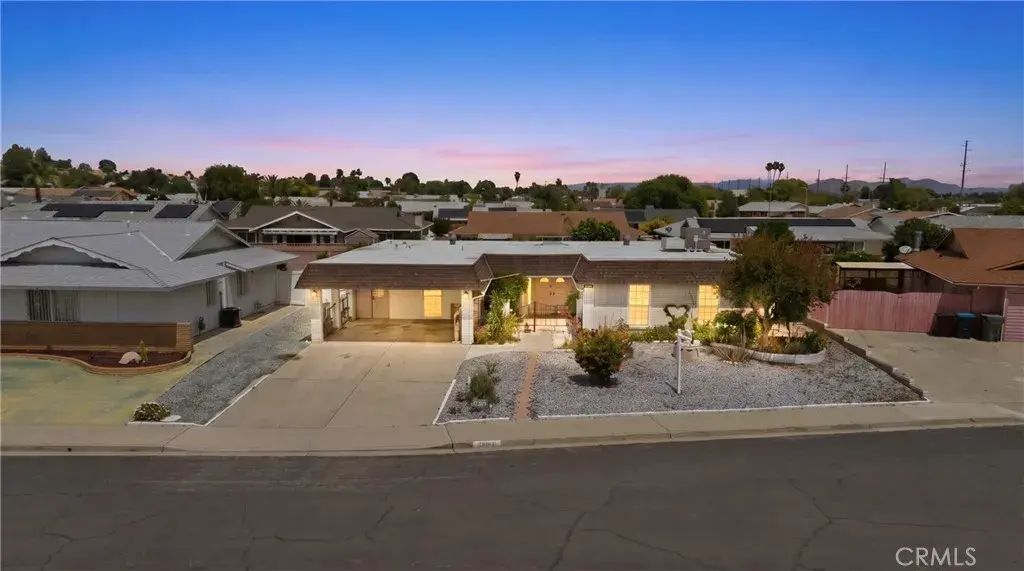 25920 Roanoke, Menifee