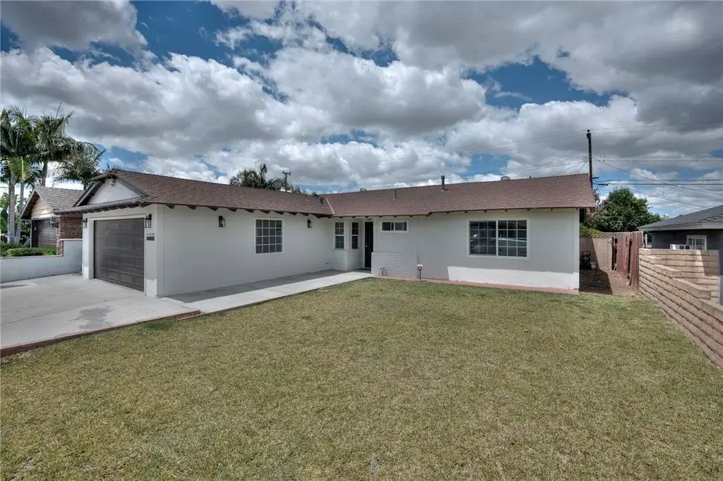 11833 Pounds, Whittier