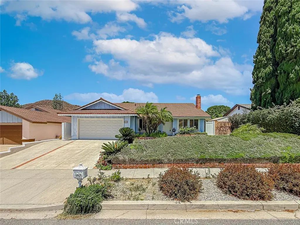 1401 Calle De Oro, Thousand Oaks