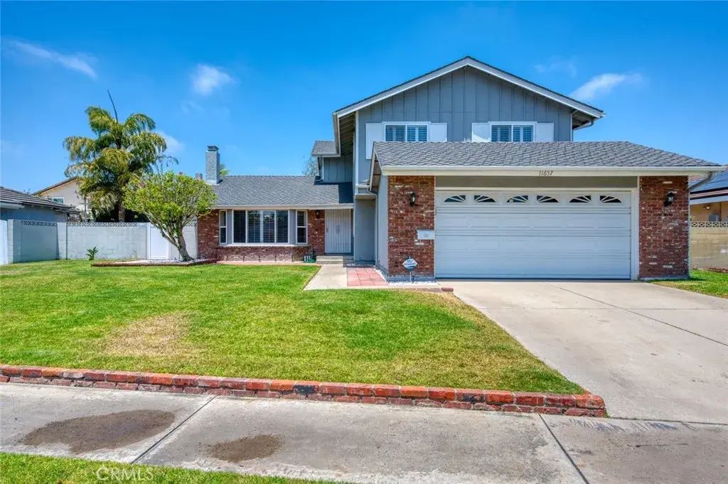 11657 Gladstone Circle, Fountain Valley