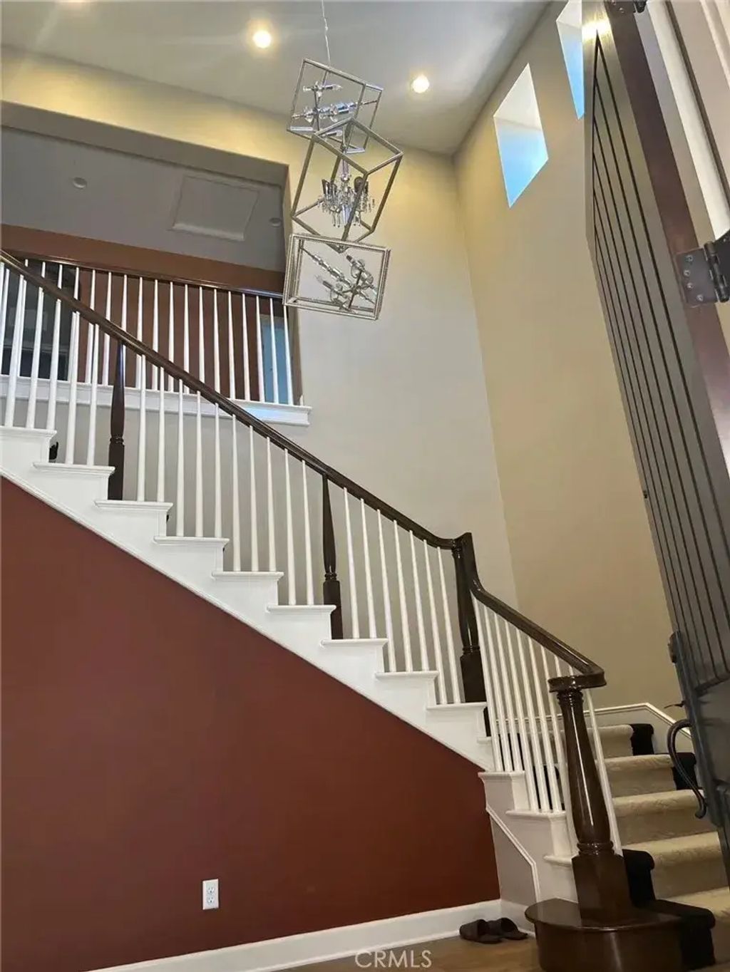 7 Zephyr, Irvine