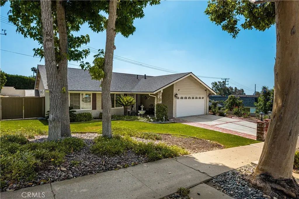 664 Olive Avenue, Brea