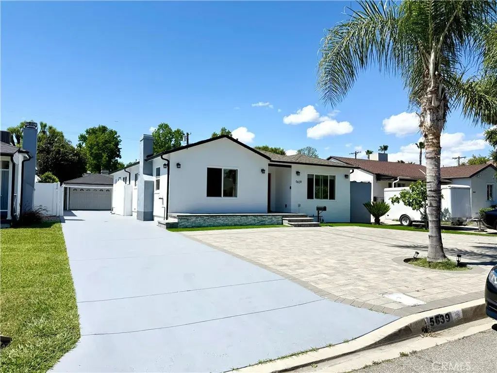 5639 Natick, Van Nuys