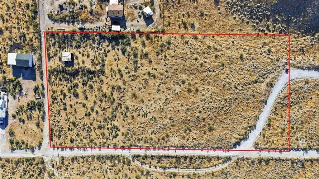 8255 Kiowa, Apple Valley