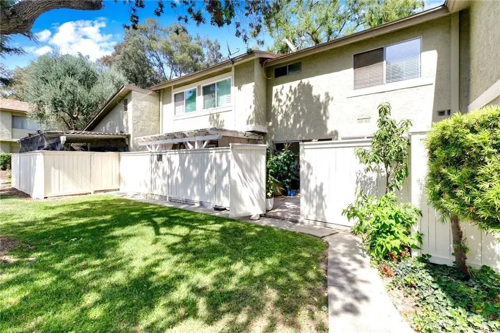 2151 E Aroma Dr, West Covina
