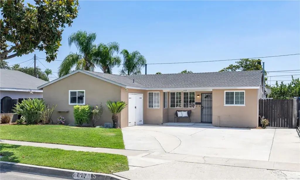 618 S Pine Drive, Fullerton