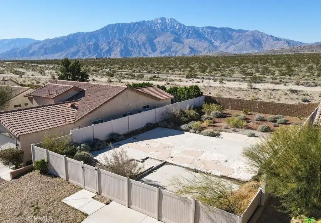 8747 Rockies, Desert Hot Springs