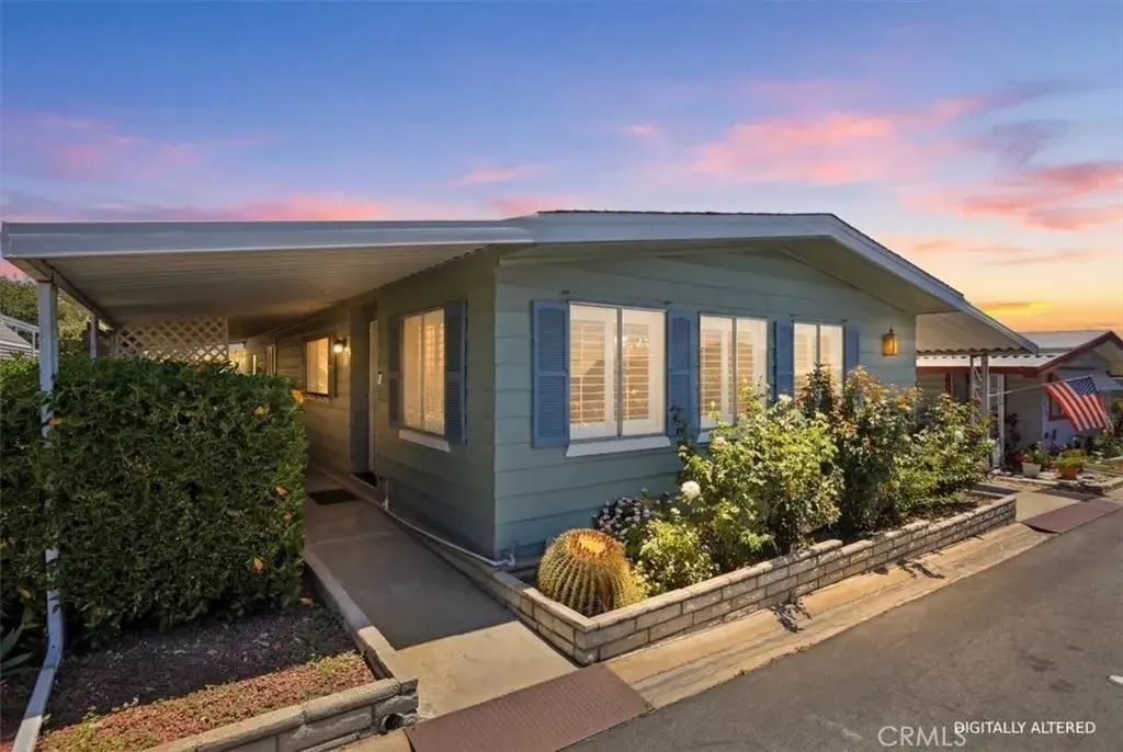 3850 Atlantic 203, Highland