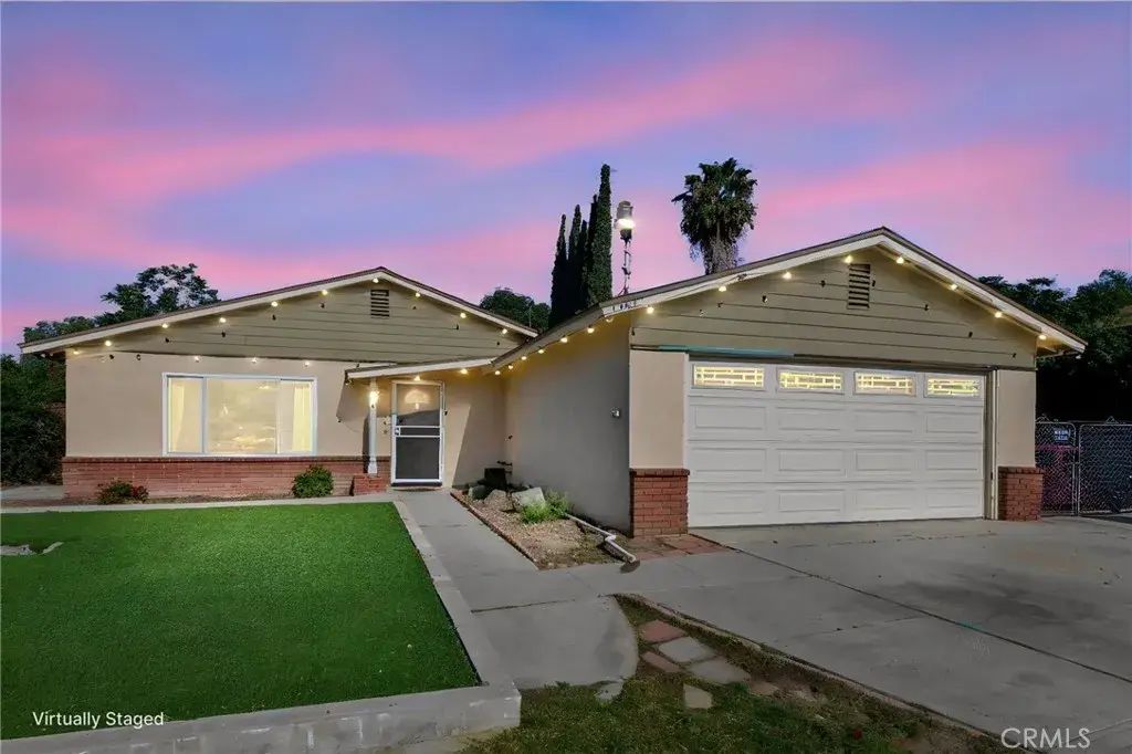 19027 Stroh Avenue, Corona
