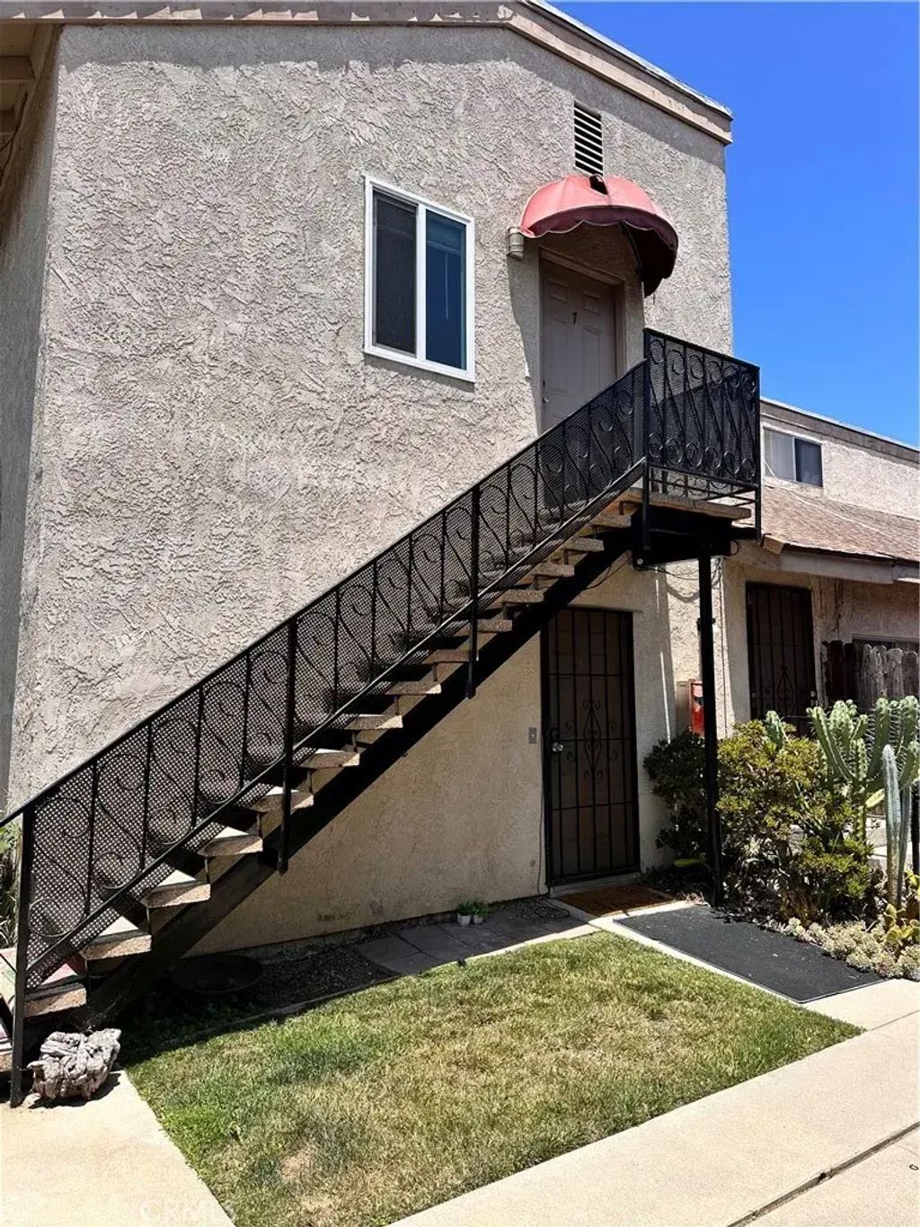 2517 Florida 7, Huntington Beach
