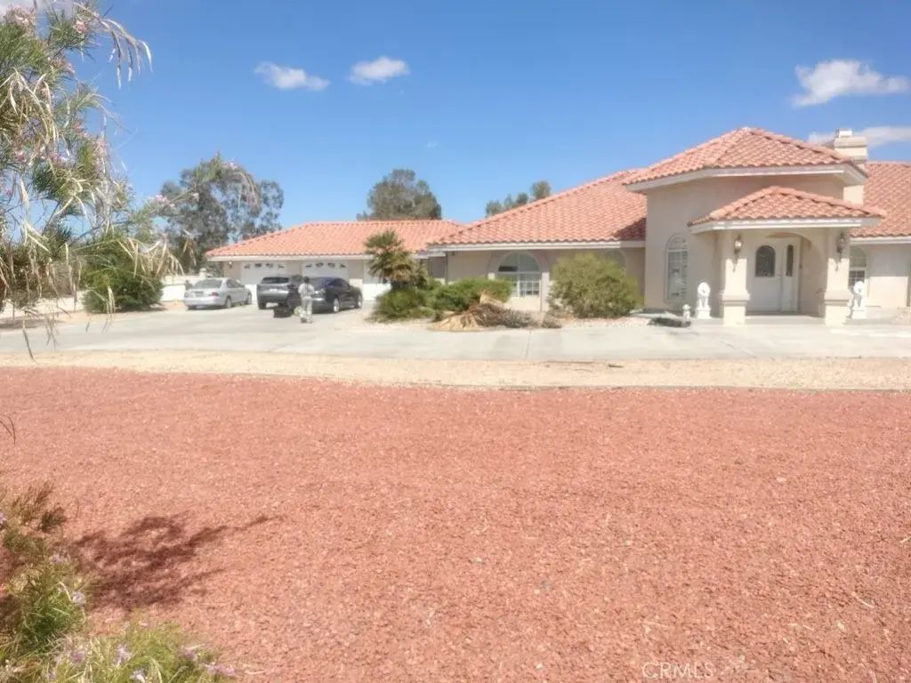 20305 Rancherias Road, Apple Valley