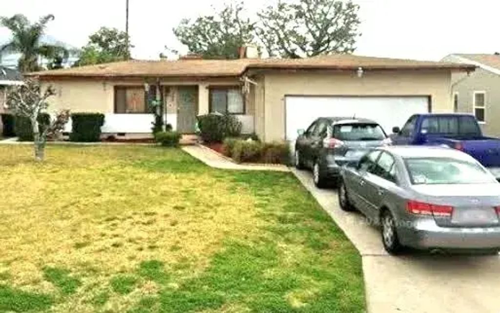 6757 Del Rosa, San Bernardino