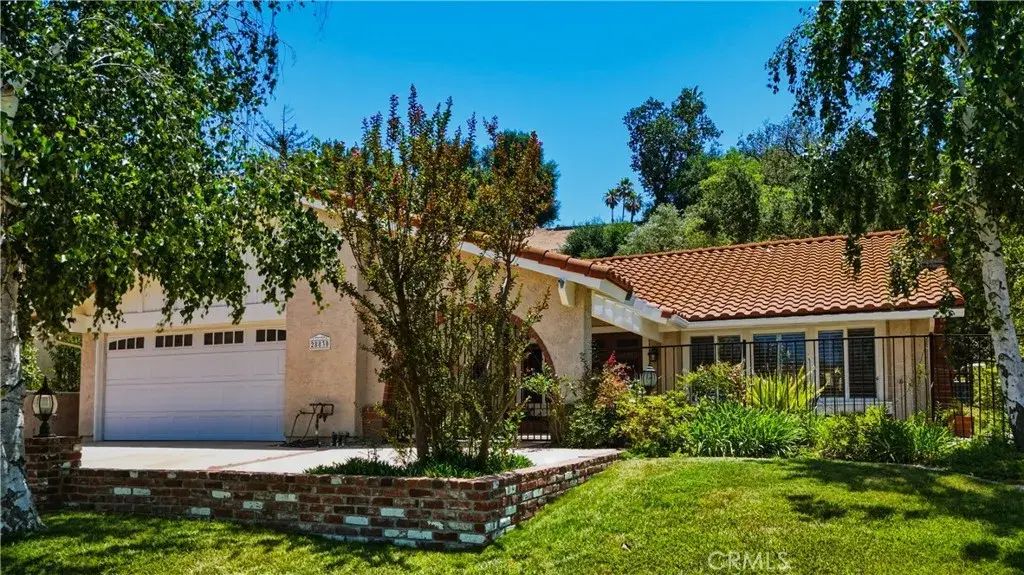 28830 Calabria Drive, Agoura Hills