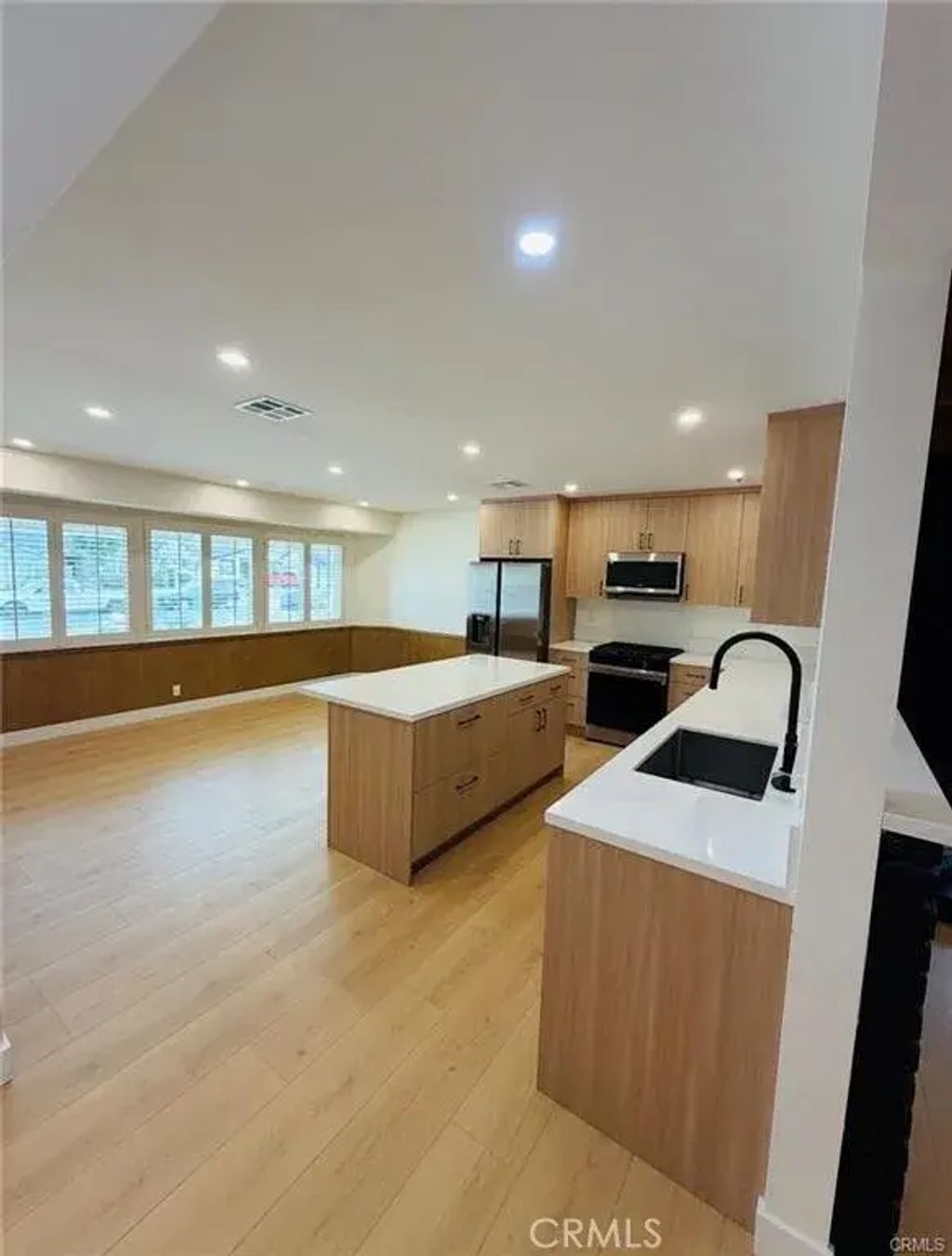 10024 Norwich Avenue, Mission Hills (san Fernando)