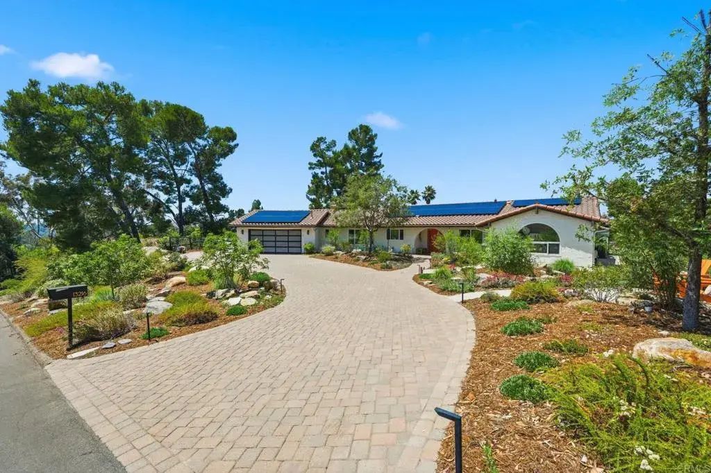 13216 Silver Saddle Lane, Poway