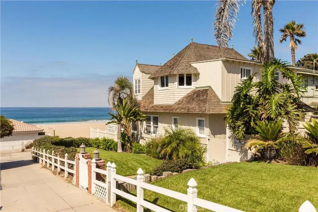 800 The Strand, Manhattan Beach