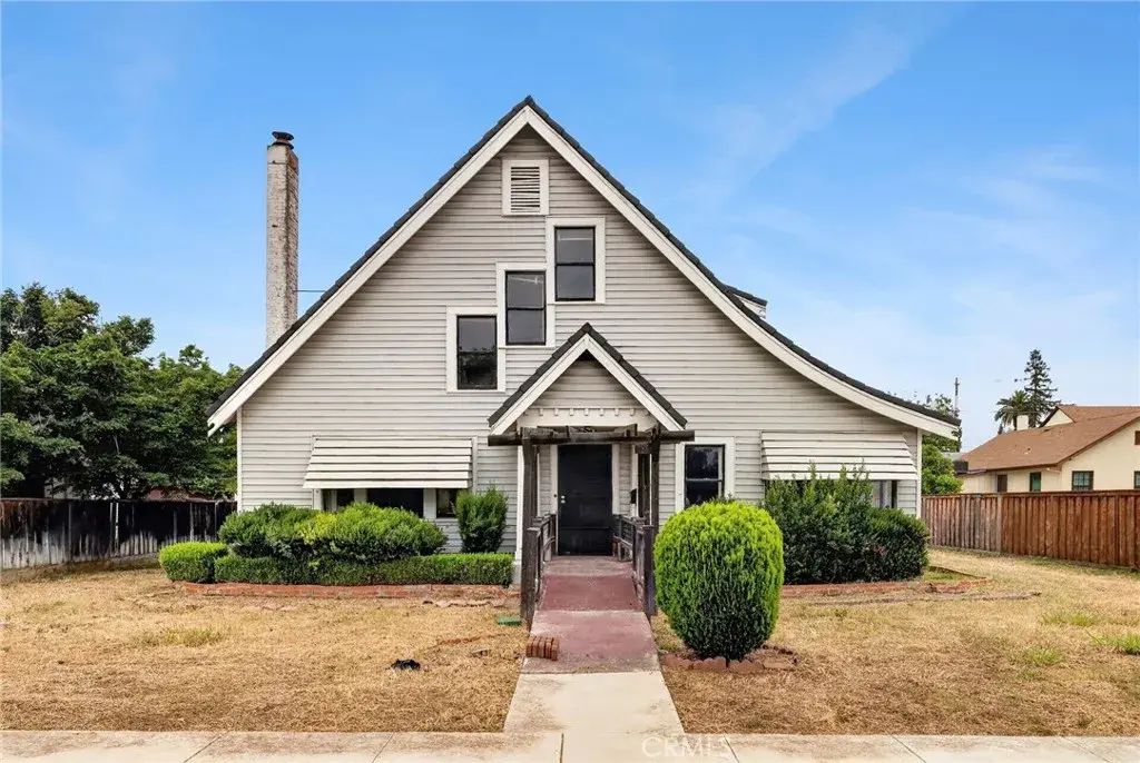 222 N Lassen Street, Willows