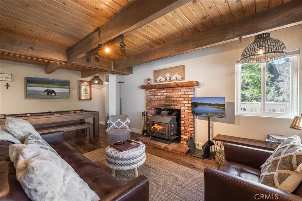 43861 Mendocino, Big Bear Lake