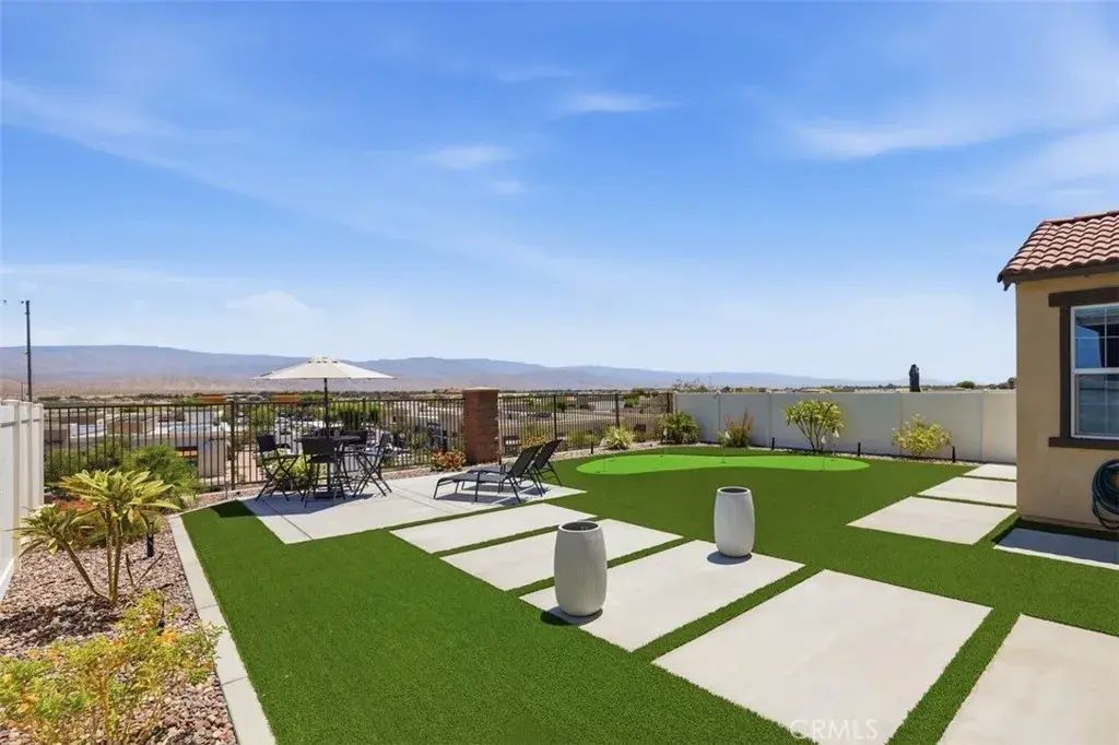 41378 Harvey Mudd, Palm Desert