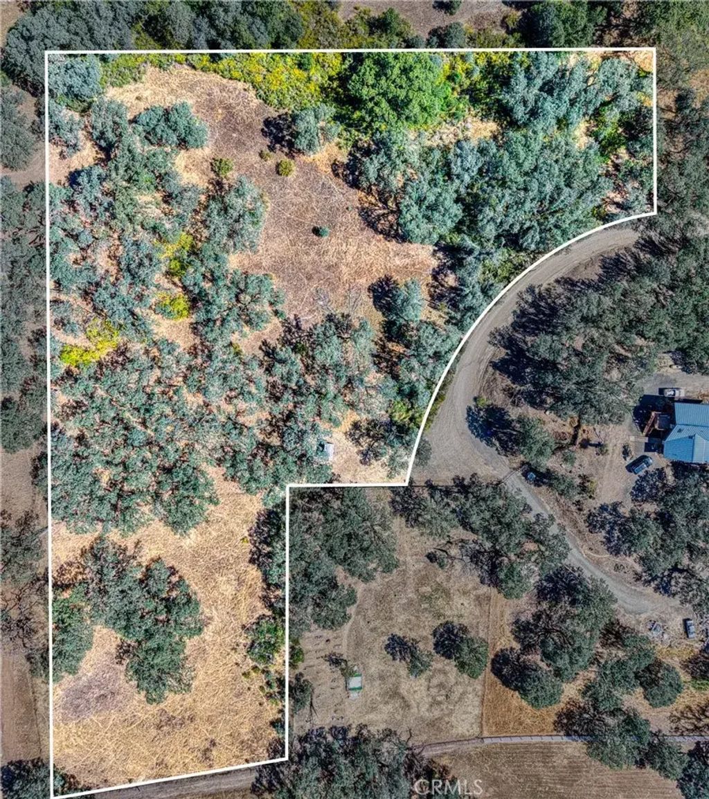 1250 Mockingbird, Lakeport