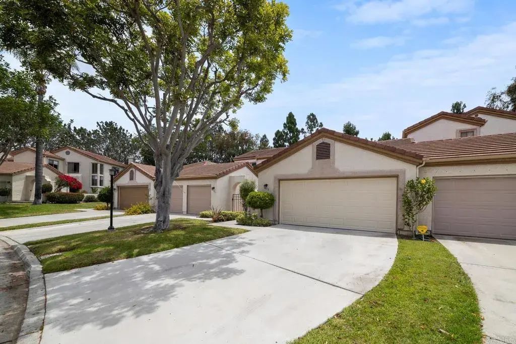 3738 Fallon Circle, 